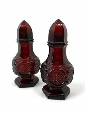 Avon vintage salt pepper shakers glass 1876 Cape Cod Ruby Red collection